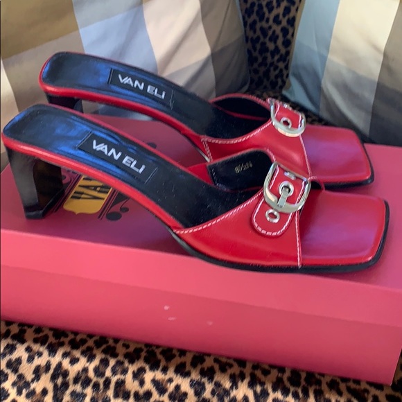 Vaneli Allyn Red Calf Sandal size 8.5N - Picture 2 of 6